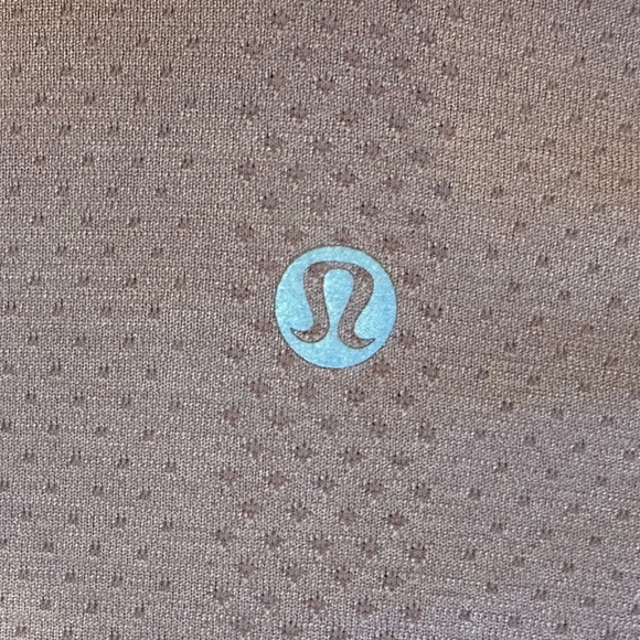 Lululemon swiftly tech long sleeve shirt. - Picture 2 of 3